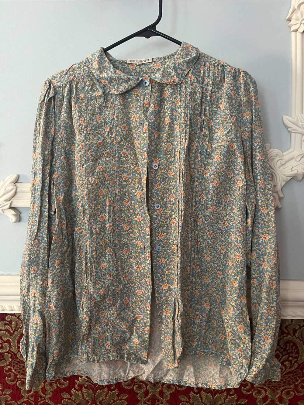 100% Silk Italian floral vintage blouse